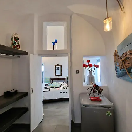 Aqua & Terra Traditional Cave Villa Ia